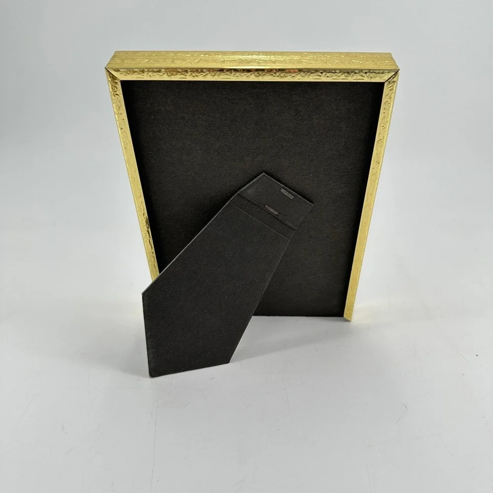 Vintage Style Gold Gilded Embossed Floral 5x7 Picture Frame Tabletop Easel Back